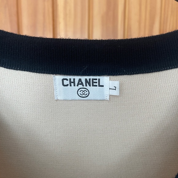 CHANEL Beige and Black Knit Dress - Picture 4 of 5